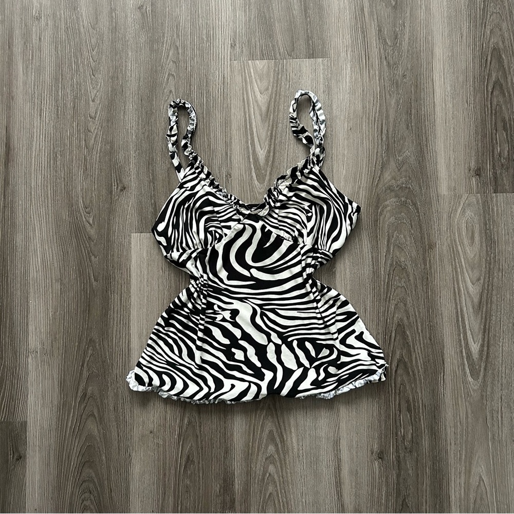 Zebra Print Ruffle Cami Tank Top - Black & White - Picture 2 of 4
